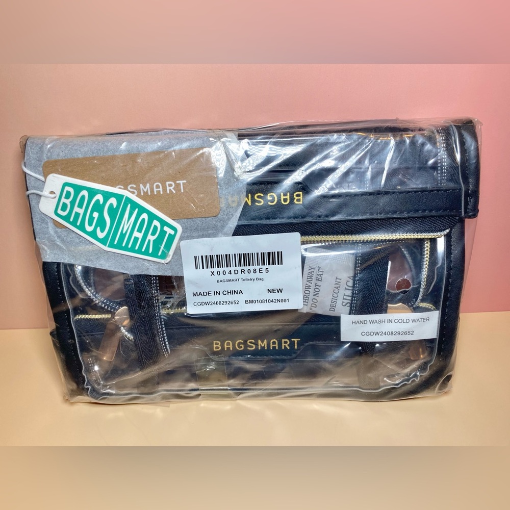 NEW Bagsmart Hanging Toiletry Bag Organizer Travel Space Saver Wash‎ Kit